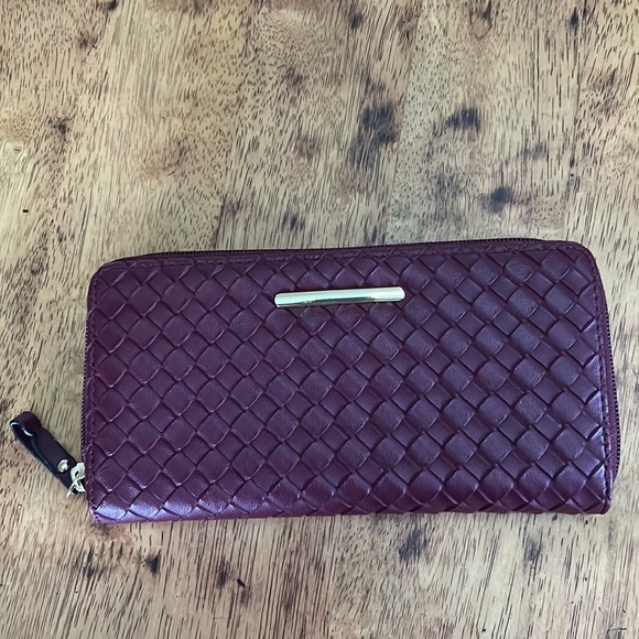 Burgundy 3pc set - Picture 9 of 10